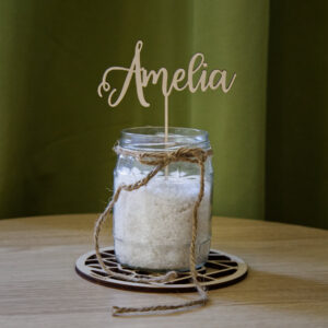 Kakkukoriste omalla tekstillä, iso